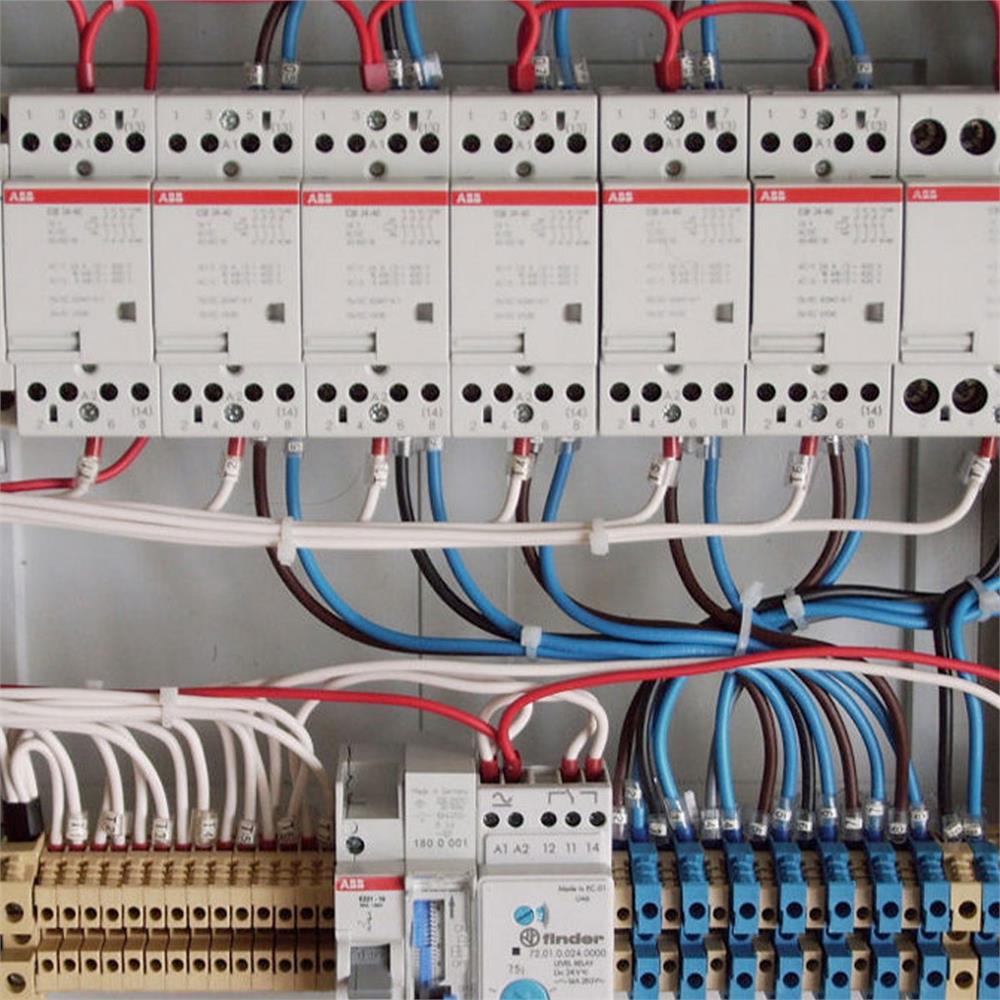 Impianti Elettrici Industriali - foto 2